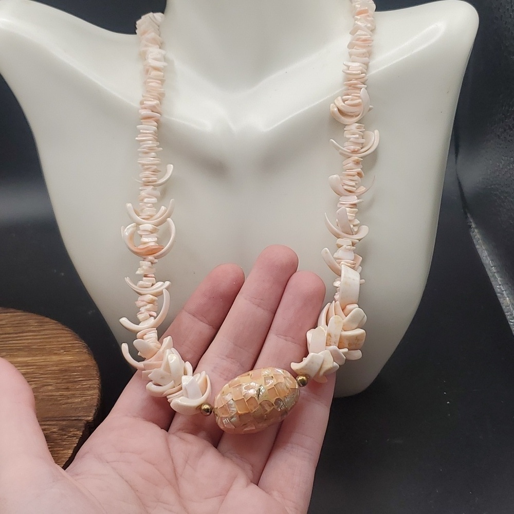 RARE N3207 pink sands Victorian‎ shell fabridge egg necklace